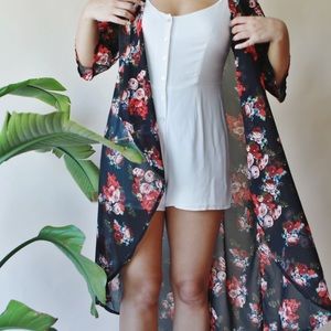 Kimono - Floral and Flowy